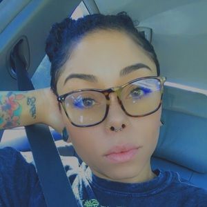 Meet your Posher, 🌺🤘🏼mariah